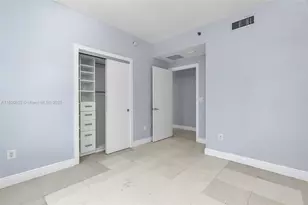 1060 Brickell Ave, Miami, FL 33131 - Photo 30