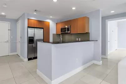1060 Brickell Ave #1811, Miami, FL 33131 - Photo 16