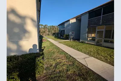 416 N Laurel Dr #107, Margate, FL 33063 - Photo 2