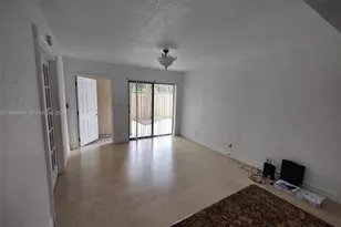 616 Executive Center Dr, West Palm Beach, FL 33401 - Photo 10