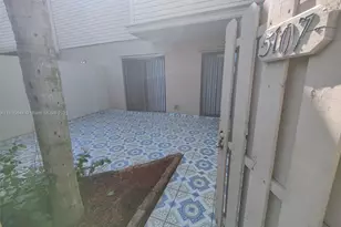 616 Executive Center Dr, West Palm Beach, FL 33401 - Photo 4