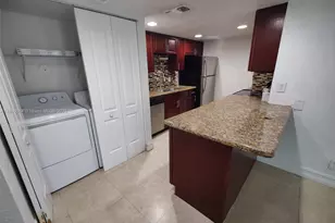 616 Executive Center Dr, West Palm Beach, FL 33401 - Photo 16