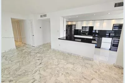 18051 Biscayne Blvd #1704, Aventura, FL 33160 - Photo 2