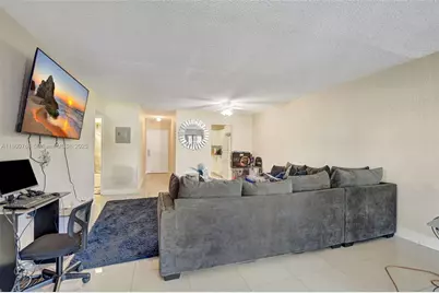 760 SE 2nd Ave #G206, Deerfield Beach, FL 33441 - Photo 2