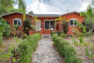 16910 NE 8th Ct, North Miami Beach, FL 33162 - Photo 1