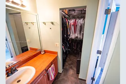 16910 NE 8th Ct, North Miami Beach, FL 33162 - Photo 34