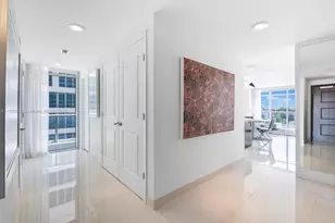 3737 Collins Ave, Miami Beach, FL 33140 - Photo 8