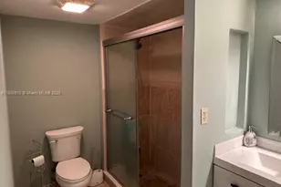 210 174th St, Sunny Isles Beach, FL 33160 - Photo 36