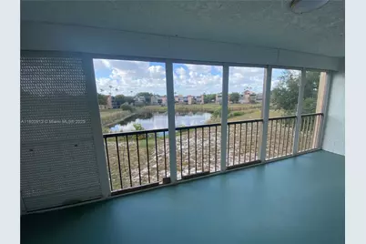 7220 Lake Cir Dr #301, Margate, FL 33063 - Photo 6