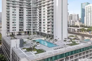 690 SW 1st Ct, Miami, FL 33130 - Photo 18