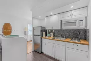 1555 Pennsylvania Ave, Miami Beach, FL 33139 - Photo 4