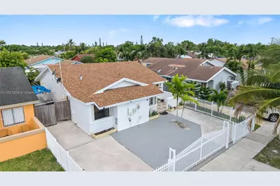 19276 SW 123rd Ave, Miami, FL 33177 - Photo 2