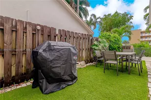 216 SE 9th St, Dania Beach, FL 33004 - Photo 28