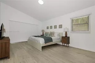 216 SE 9th St, Dania Beach, FL 33004 - Photo 12