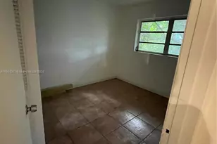 7841 Dunham Blvd, Miami, FL 33138 - Photo 10