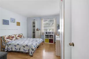 325 NW 72nd Ave, Miami, FL 33126 - Photo 10