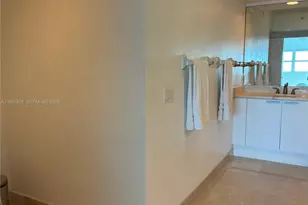 14951 Royal Oaks Ln, North Miami, FL 33181 - Photo 10