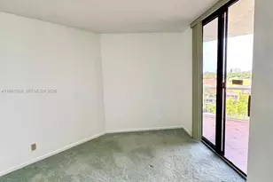 3610 Yacht Club Dr, Aventura, FL 33180 - Photo 32