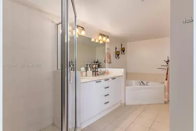 16699 Collins Ave #3401, Sunny Isles Beach, FL 33160 - Photo 14