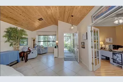 2014 SE Mantua St, Port Saint Lucie, FL 34952 - Photo 6