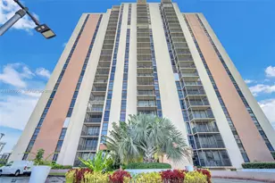 20335 W Country Club Dr, Aventura, FL 33180 - Photo 22