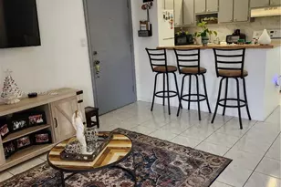 10747 W Clairmont Cir, Tamarac, FL 33321 - Photo 8