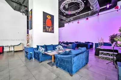 511 SE 5th Ave (Restaurant), Fort Lauderdale, FL 33301 - Photo 16