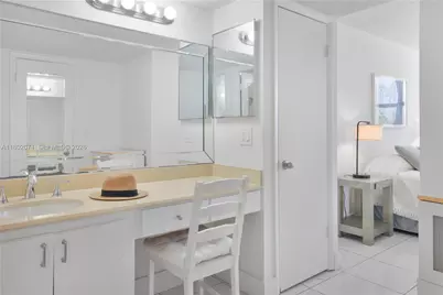 5838 Collins Ave #2H, Miami Beach, FL 33140 - Photo 10