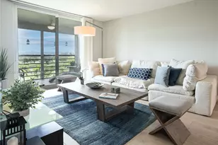 900 St Charles Pl, Pembroke Pines, FL 33026 - Photo 1