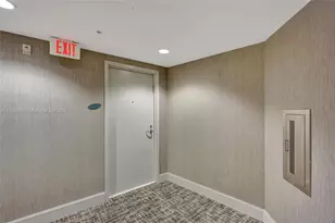 18201 Collins Ave, Sunny Isles Beach, FL 33160 - Photo 2