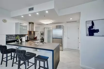 18201 Collins Ave #808, Sunny Isles Beach, FL 33160 - Photo 4