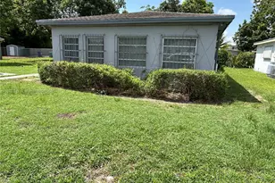 10354 SW 173rd St, Miami, FL 33157 - Photo 2