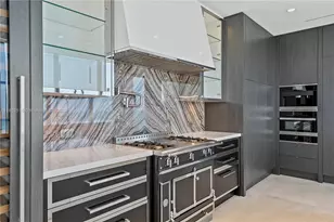 17901 Collins Ave, Sunny Isles Beach, FL 33160 - Photo 4