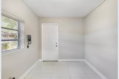 3271 Auburn Blvd, Fort Lauderdale, FL 33312 - Photo 12