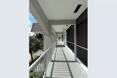 581 Blue Heron Dr #318-B, Hallandale Beach, FL 33009 - Photo 2
