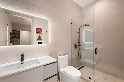 2060 NE 198, Miami, FL 33179 - Photo 24