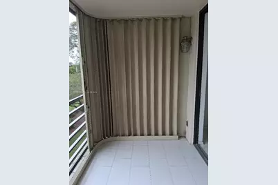 1300 Saint Charles Pl #302, Pembroke Pines, FL 33026 - Photo 30