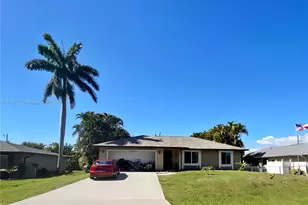 1705 SE 21st Terrace, Cape Coral, FL 33990 - Photo 2