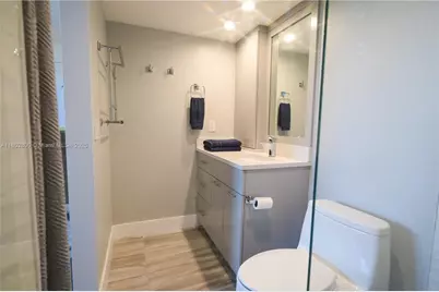 401 SE 3rd St #403, Dania Beach, FL 33004 - Photo 34