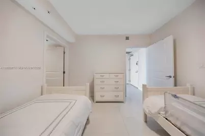 400 Sunny Isles #1106, Sunny Isles Beach, FL 33160 - Photo 16