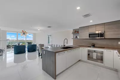 400 Sunny Isles #1106, Sunny Isles Beach, FL 33160 - Photo 2