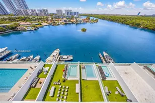 400 Sunny Isles, Sunny Isles Beach, FL 33160 - Photo 30