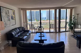 1000 Island Blvd, Aventura, FL 33160 - Photo 1