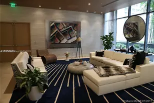 55 SW 9th St, Miami, FL 33130 - Photo 8