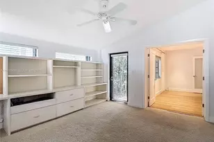 2810 Crystal Ct, Miami, FL 33133 - Photo 10