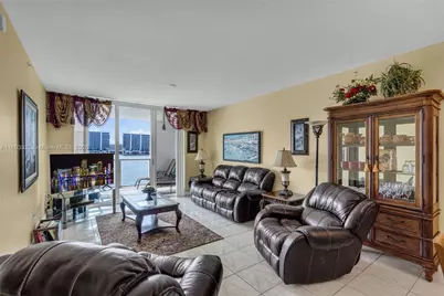 18100 N Bay Rd #404, Sunny Isles Beach, FL 33160 - Photo 6