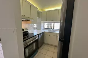 16919 N Bay Rd, Sunny Isles Beach, FL 33160 - Photo 10