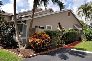 1993 E Discovery Cir E, Deerfield Beach, FL 33442 - Photo 1