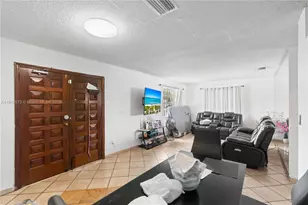 788 W 32nd St, Hialeah, FL 33012 - Photo 8