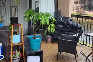 12305 NW 11th Ct, Pembroke Pines, FL 33026 - Photo 10